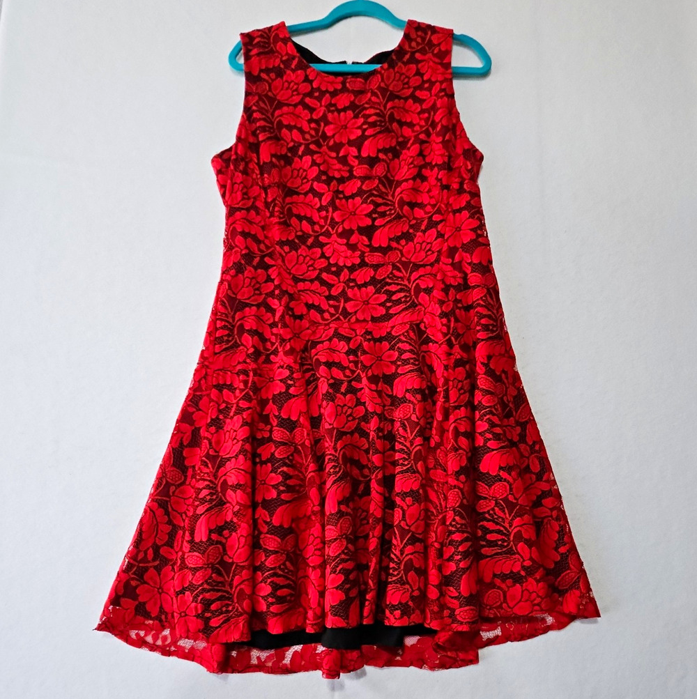 Tommy Hilfiger Women's 16 Fit & Flare Floral Lace Round Neck Sleeveless Zip Red